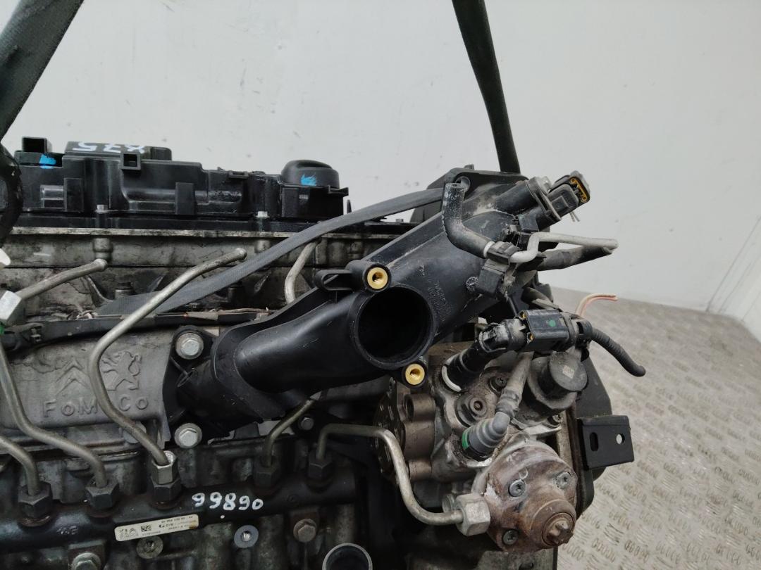 патрубок интеркулера Peugeot 208 1 поколение 2012, 1.4 л., 8HR (DV4C), дизель, 9685282480 - фото №1