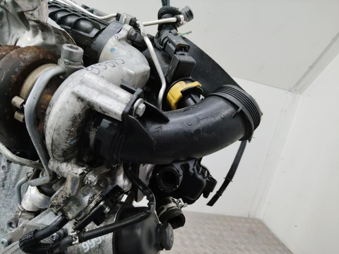 патрубок интеркулера Peugeot 208 1 поколение 2012, 1.4 л., 8HR (DV4C), дизель, 9684362180 - фото №1