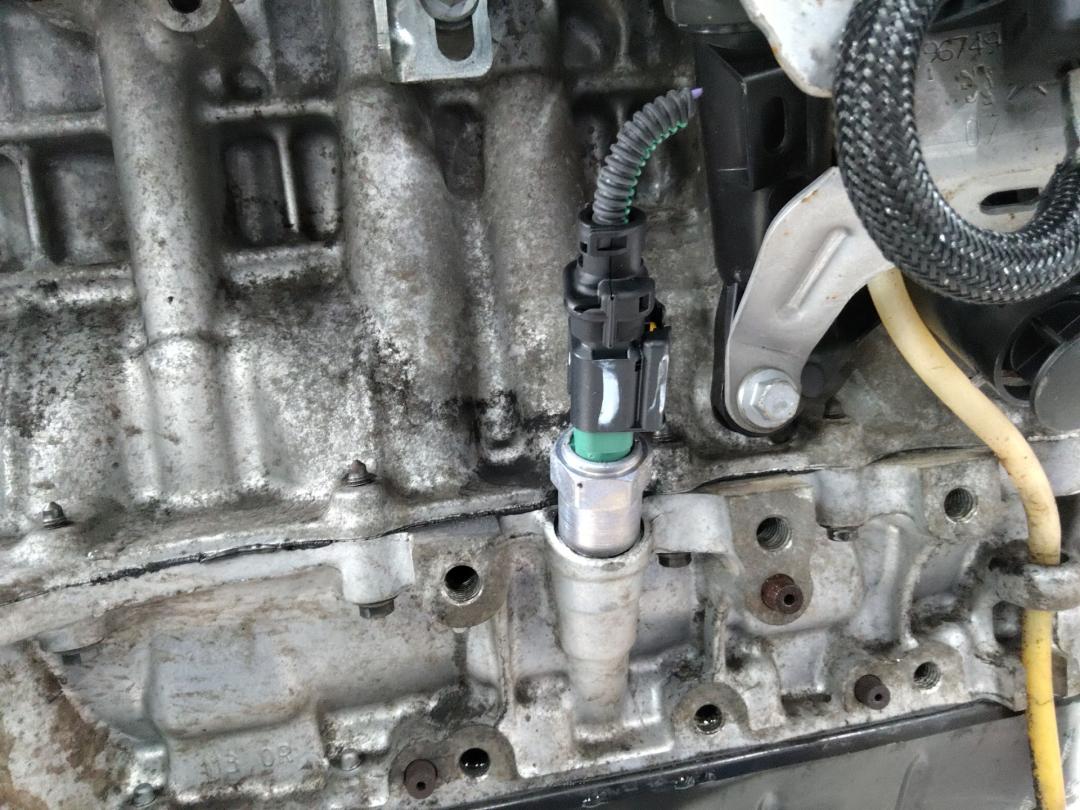 датчик уровня масла Peugeot 208 1 поколение 2012, 1.4 л., 8HR (DV4C), дизель - фото №1