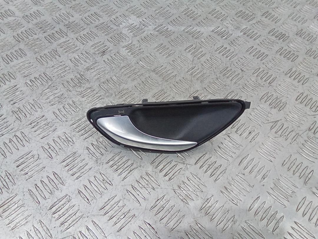 ручка внутренняя Mercedes-Benz C-Класс W205/S205/C205 2017, A2057603500 - фото №1