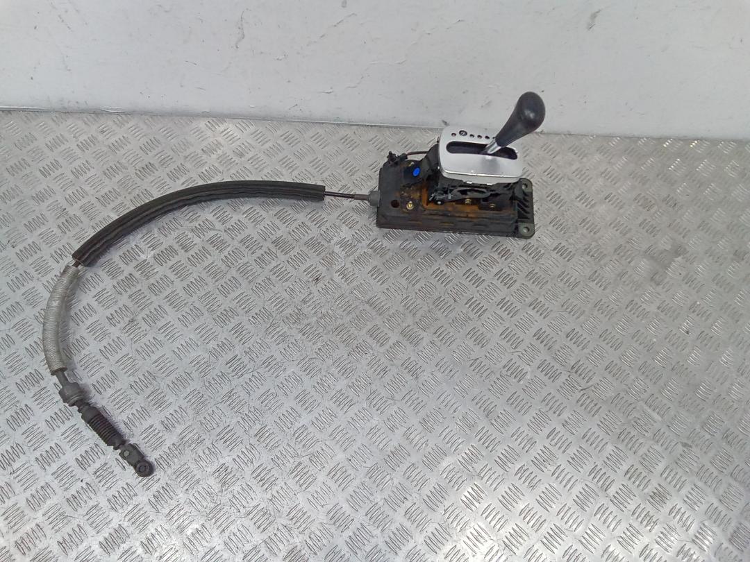 кулиса Volkswagen Golf 4 поколение 2000, 1.6 л., бензин, АКПП, 1J0713023 - фото №1