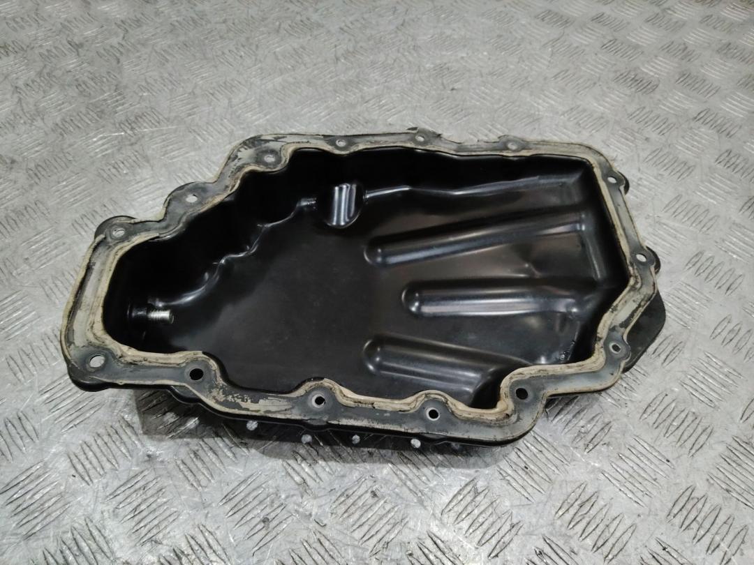 масляный поддон Chevrolet Orlando 1 поколение 2011, 2.2 л., дизель - фото №1