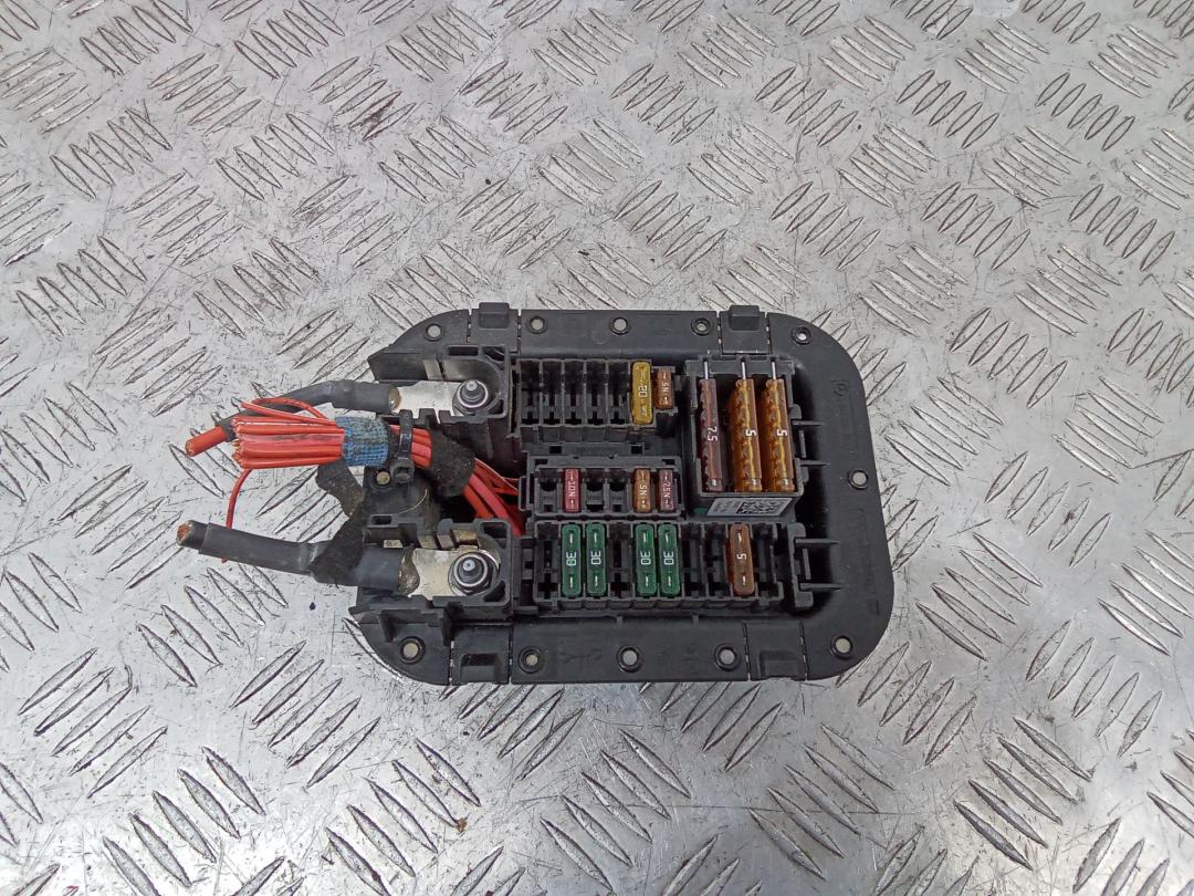 блок предохранителей Mercedes-Benz C-Класс W205/S205/C205 2017, A2225403150 - фото №1