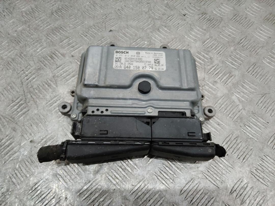 блок управления двигателем Mercedes-Benz A-Класс W169 2004, 2.0 л., OM 640.940, дизель, МКПП, A6401508079 - фото №1