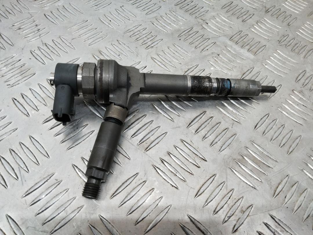 форсунка Opel Astra H 2004, 1.7 л., дизель, МКПП, 0445110174 - фото №1