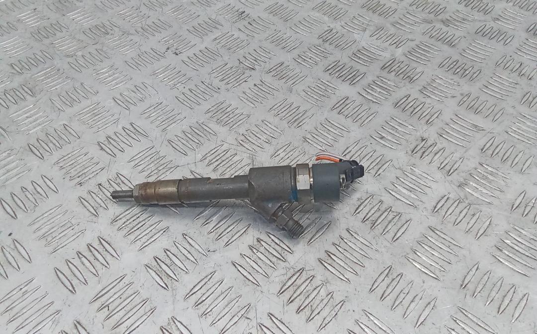 форсунка Renault Scenic 3 поколение 2011, 1.9 л., дизель, МКПП, 0445110328, H82778396 - фото №1