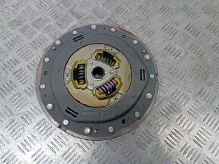 комплект сцепления Toyota Yaris XP130 2012, 1.5 л., бензин, 5K301701