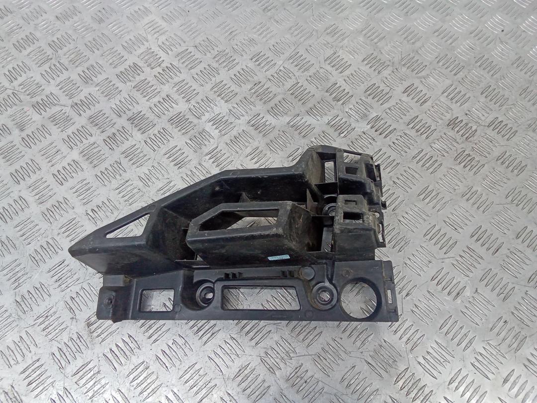 Крепление бампера заднего Peugeot 3008 2 поколение 2018, 9810591580 - фото №1