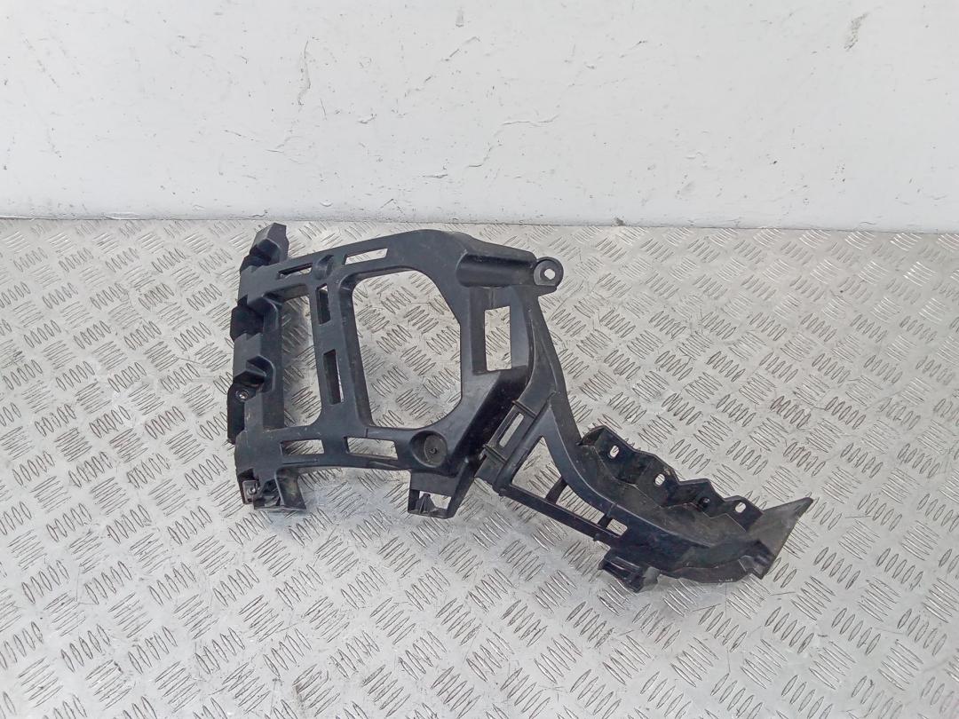 Крепление бампера заднего Peugeot 3008 2 поколение 2018, 9811280480 - фото №1