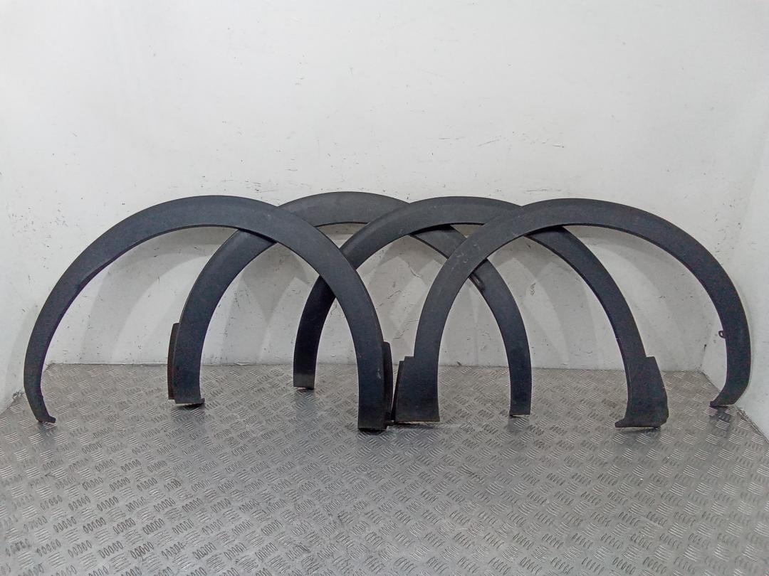 накладка колесной арки Peugeot 3008 2 поколение 2018, 9825288877, 9811633977, 9825288977, 9825289177 - фото №1