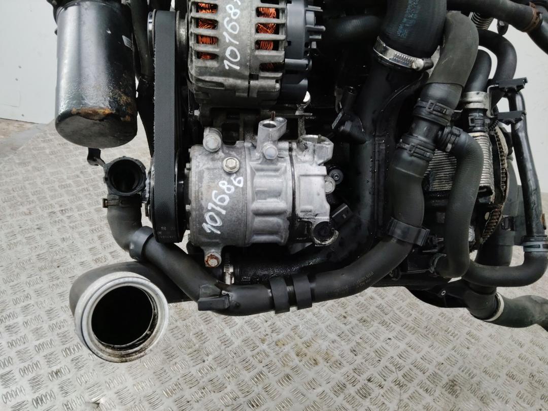 патрубок интеркулера Volkswagen Passat B6 2009, 2.0 л., дизель, МКПП - фото №1