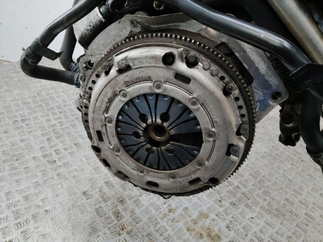 Комплект сцепления (в двигателе) Volkswagen Passat B6 2009, 2.0 л., дизель, МКПП, 03G141025N - фото №1