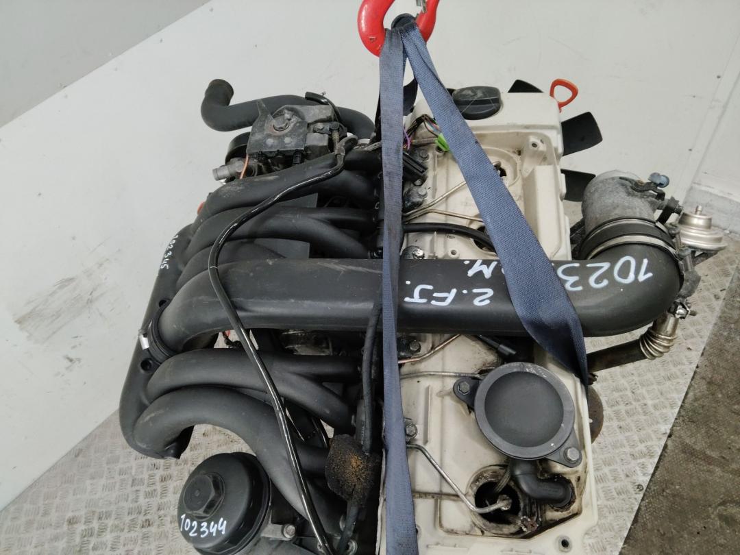 патрубок воздушного фильтра (в двигателе) Mercedes-Benz E-Класс W210/S210 1997, 2.5 л., OM 605.912, дизель, МКПП - фото №1