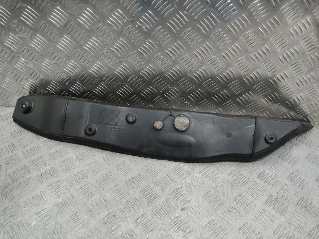 пыльник переднего крыла Mercedes-Benz GLC Coupe C253 2018, A2538890025 - фото №1