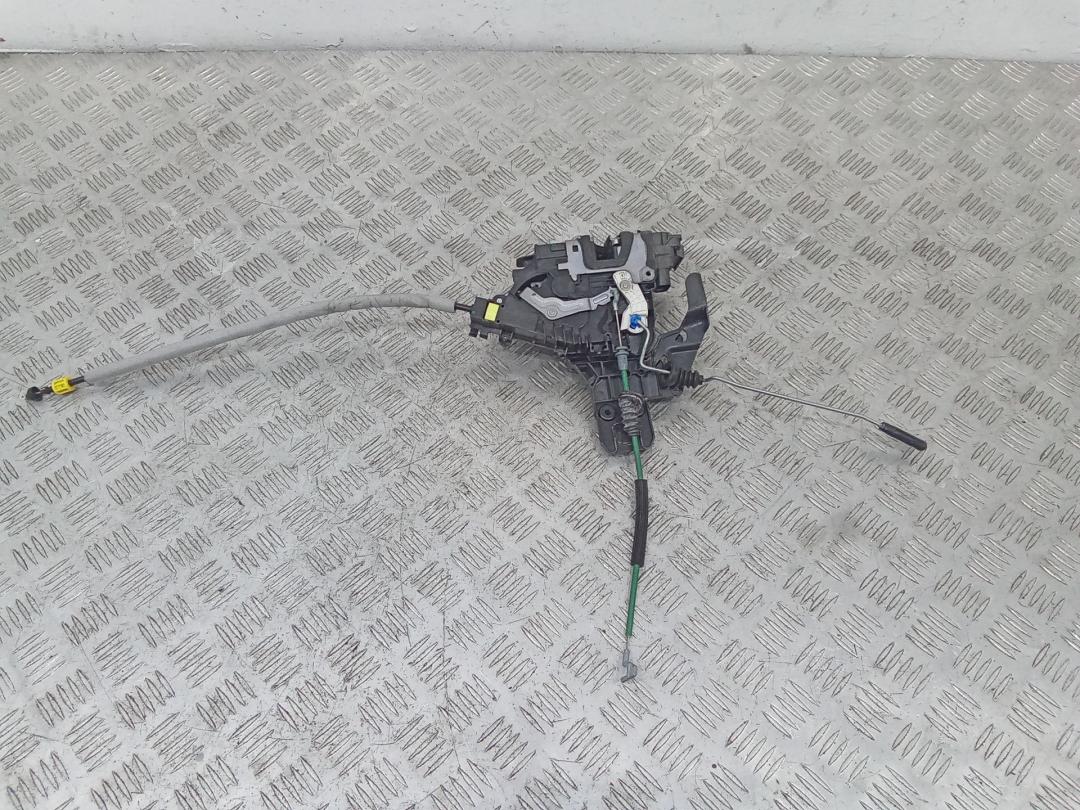 замок двери передней левой Mercedes-Benz C-Класс W205/S205/C205 2017, A2220063999, A0997206501 - фото №1