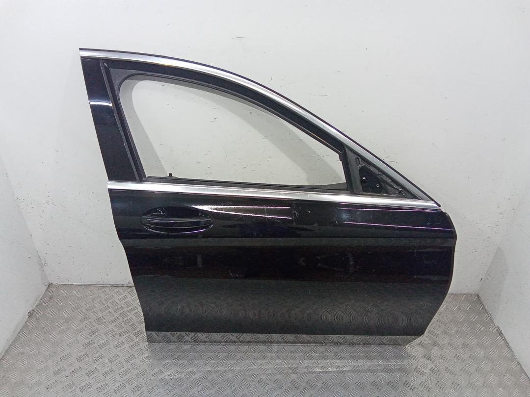 дверь передняя правая Mercedes-Benz C-Класс W205/S205/C205 2016 - фото №1