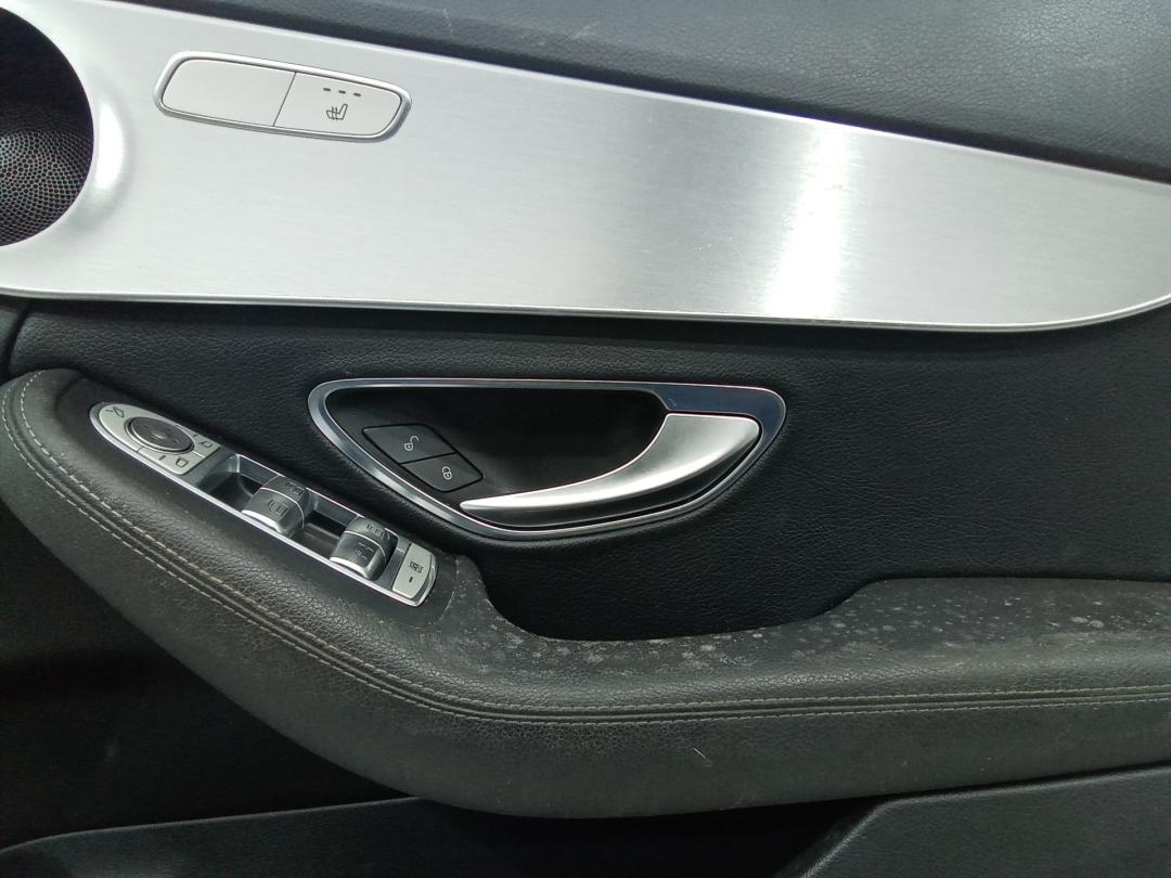 ручка внутренняя передняя правая Mercedes-Benz C-Класс W205/S205/C205 2016 - фото №1