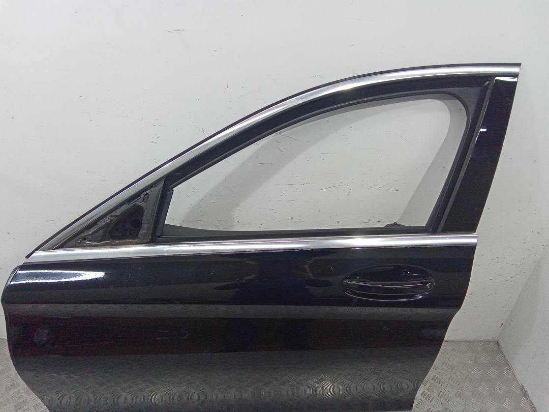 стекло двери передней левой Mercedes-Benz C-Класс W205/S205/C205 2016 - фото №1
