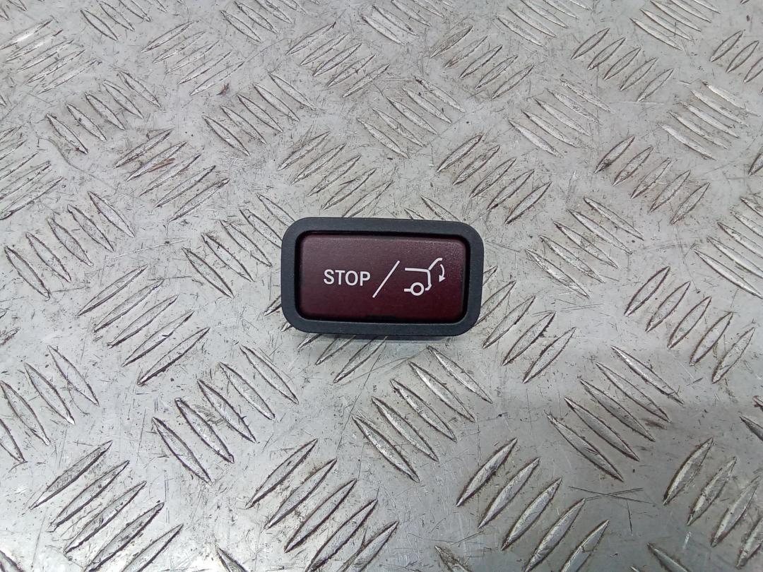 кнопка открытия багажника Mercedes-Benz GLC Coupe C253 2018, A2128210651 - фото №1