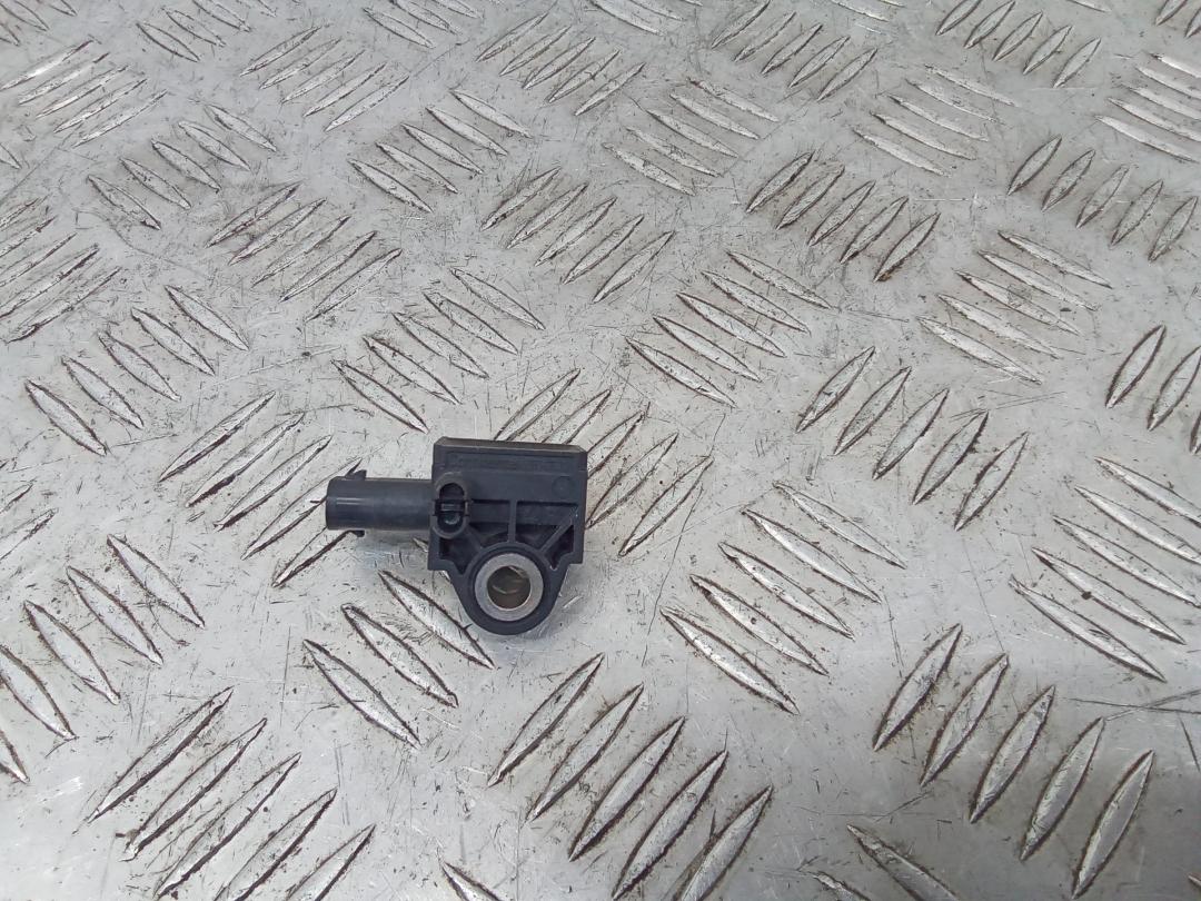 датчик удара Mercedes-Benz C-Класс W205/S205/C205 2016, седан, A2229051400 - фото №1