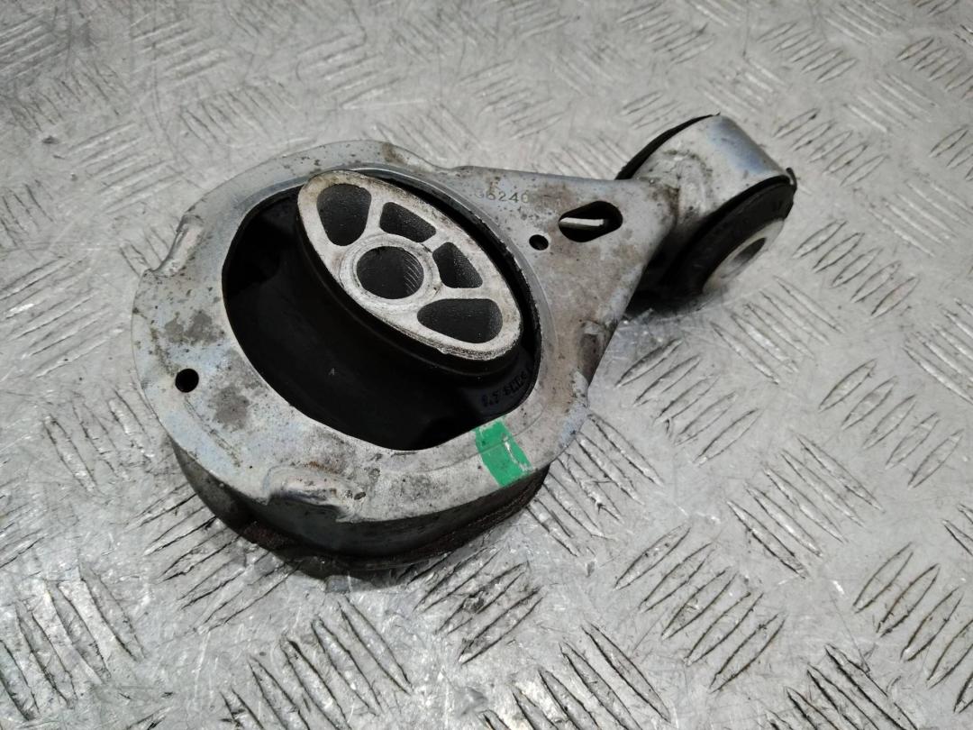 подушка крепления КПП Renault Scenic 3 поколение 2011, 1.6 л., R9M 402, дизель, МКПП, 112380008R - фото №1