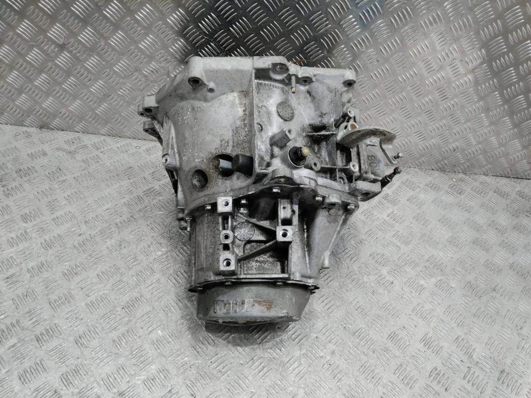 КПП механическая (МКПП) Peugeot Partner 2 поколение (B9) 2010, 1.6 л., дизель, 20DP47 - фото №1