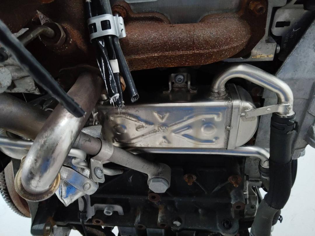 охладитель EGR / Радиатор EGR Volkswagen Polo 5 поколение 2013, 1.6 л., дизель, МКПП, 03L131512 - фото №1