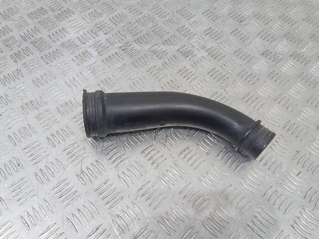 патрубок интеркулера Renault Megane 2 поколение 2005, 1.5 л., дизель, 8200218987 - фото №1