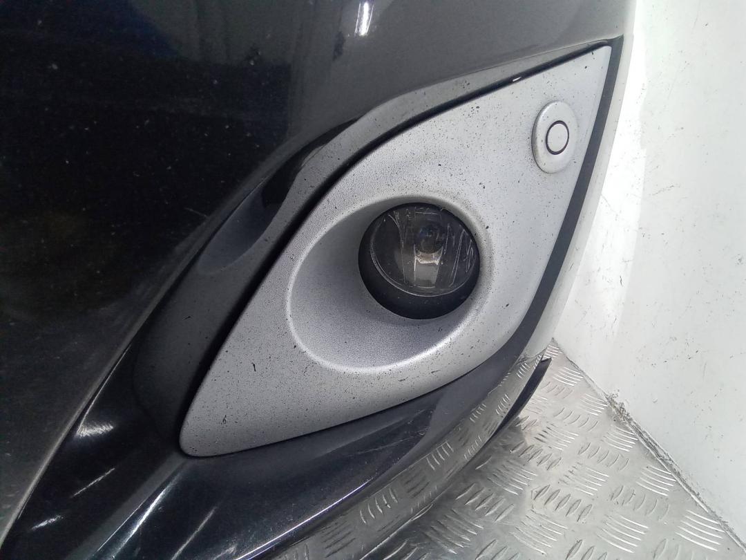 фара противотуманная левая Renault Scenic 3 поколение 2009 - фото №1