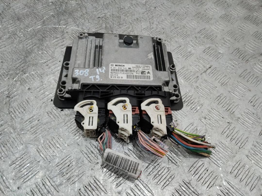 блок управления двигателем Peugeot 308 T9 2014, 1.6 л., дизель, 9807885980 - фото №1