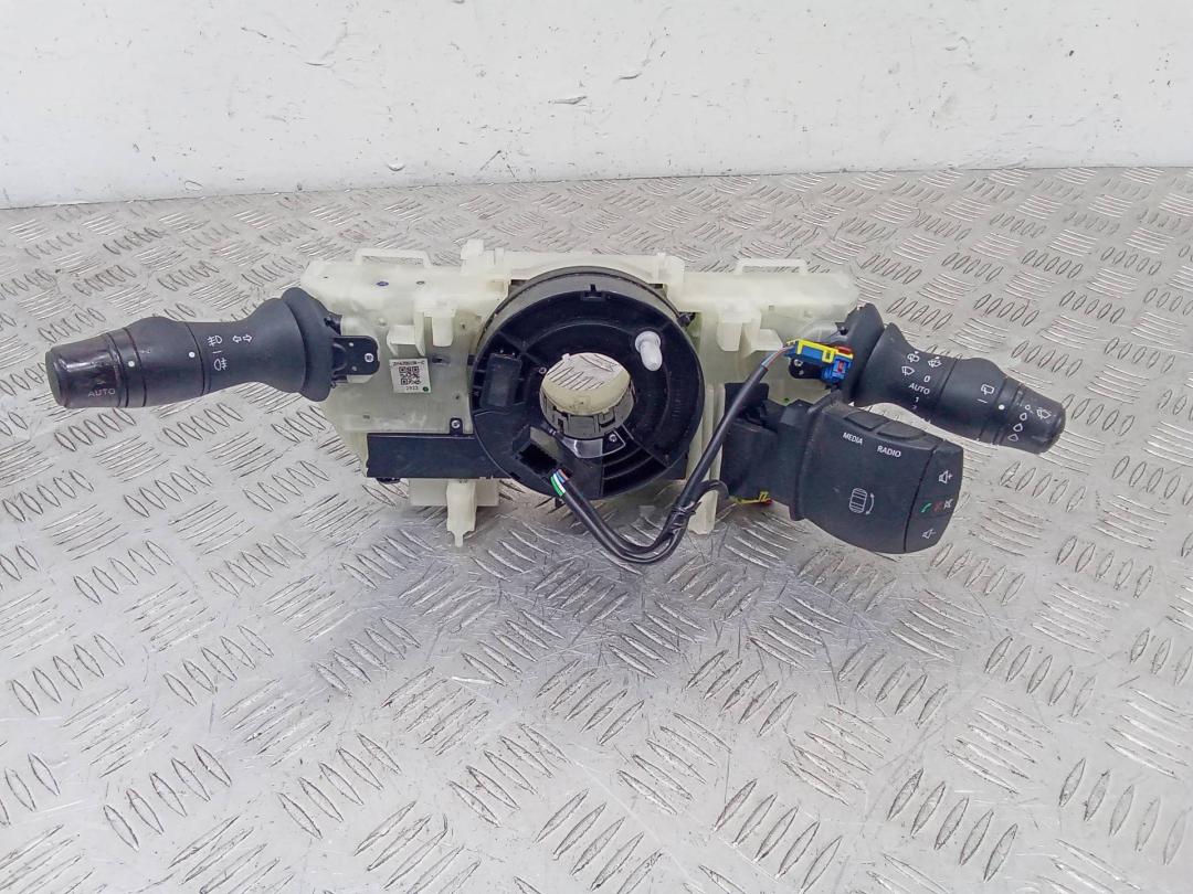 переключатель подрулевой (стрекоза) Renault Megane 3 поколение 2011, 255670019R - фото №1