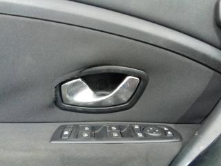 ручка внутренняя передняя левая Renault Megane 3 поколение 2011