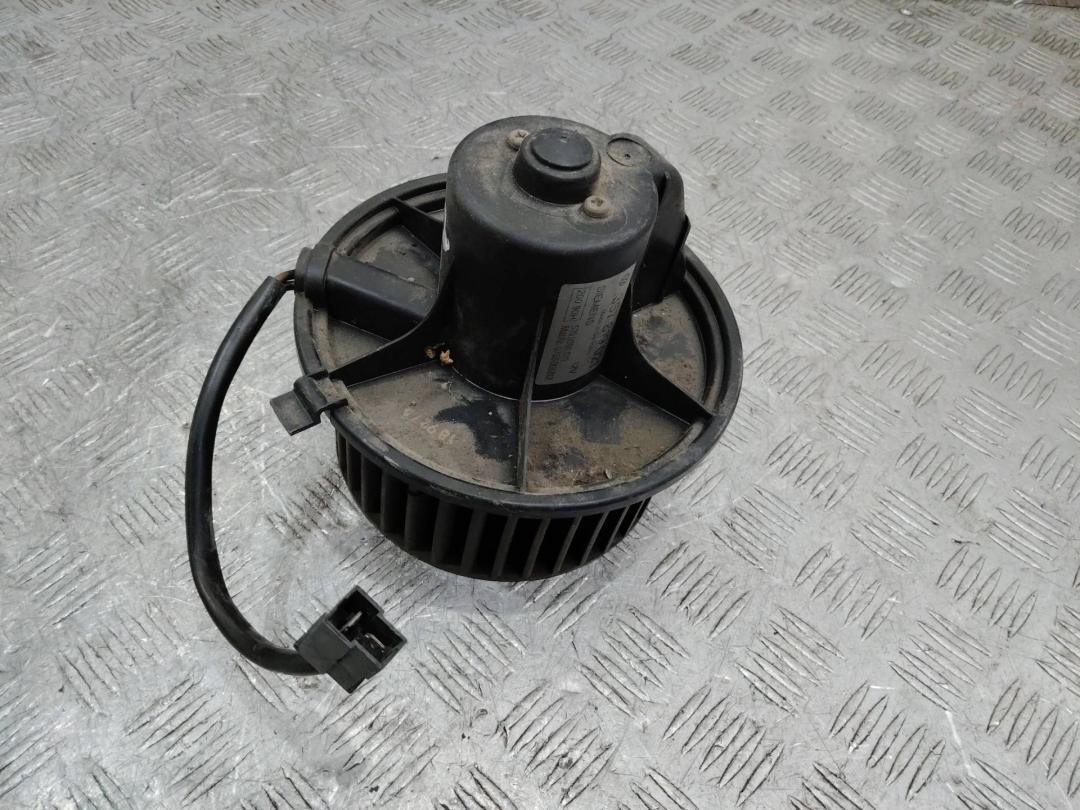 моторчик печки Volkswagen Transporter T4 2002, 357819021 - фото №1