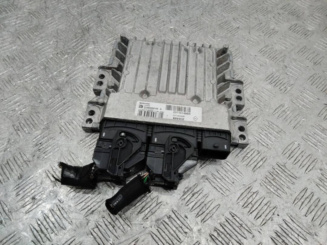 блок управления двигателем Dacia Duster 1 поколение 2011, 1.5 л., K9K 898, дизель, 237101496R - фото №1