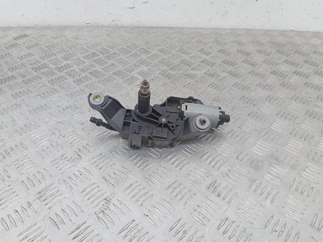 моторчик заднего стеклоочистителя (дворника) BMW 1 серия E81/E82/E87/E88 2005, 6921959 - фото №1