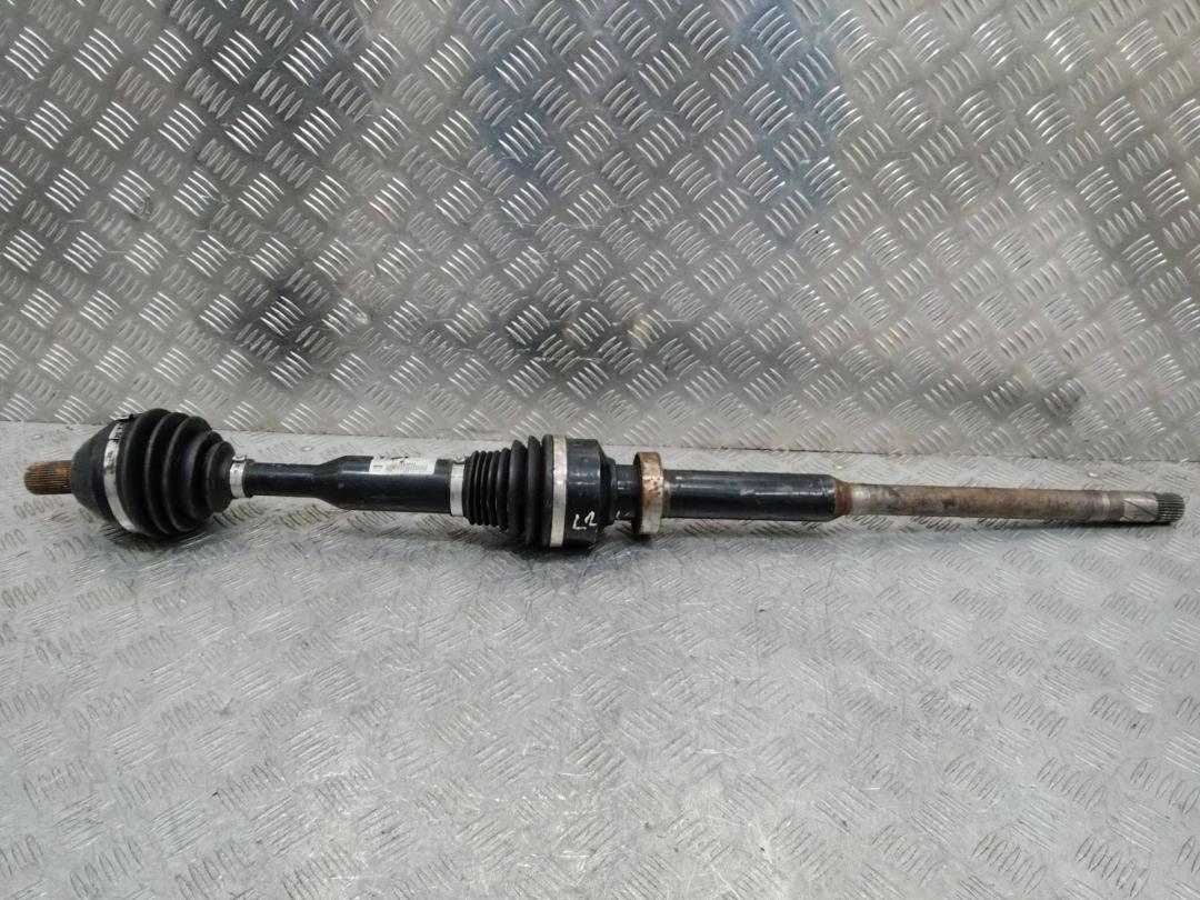 полуось передняя правая (приводной вал, ШРУС) Volvo XC60 1 поколение 2011, 2.4 л., дизель, T110126 - фото №1