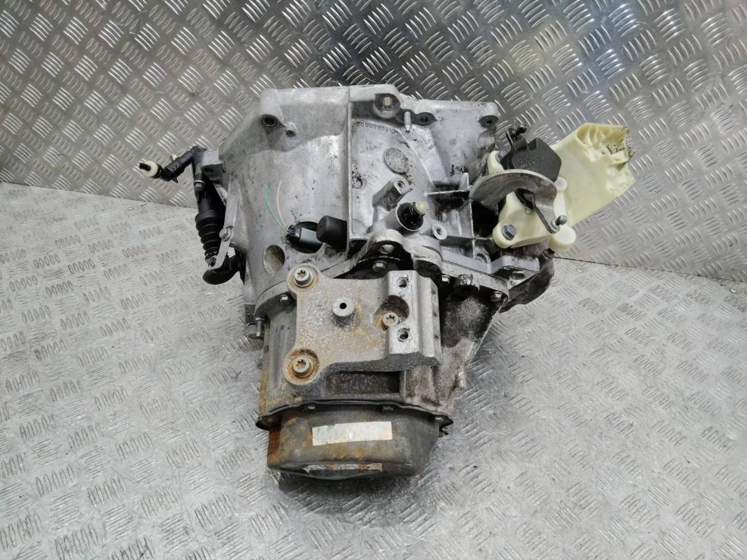 КПП механическая (МКПП) Citroen C3 2 поколение 2010, 1.6 л., дизель, 20DP66 - фото №1
