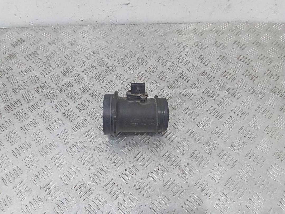 расходомер воздуха Audi Q7 4L 2007, 3.0 л., дизель, 059906461K - фото №1