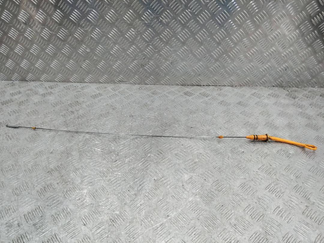 щуп двигателя Volkswagen Crafter 1 поколение 2008, 2.5 л., дизель, 076115611 - фото №1