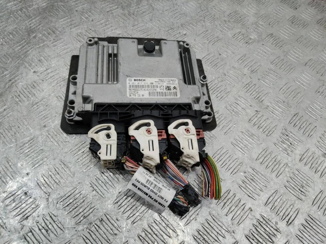 блок управления двигателем Citroen C4 2 поколение 2011, 1.6 л., дизель, МКПП, 9677013180 - фото №1