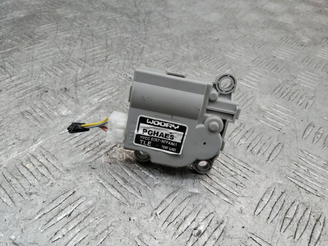 моторчик заслонки печки Hyundai Tucson 4 поколение 2020, HVCCD267NFFAA01, HVCCD267 - фото №1