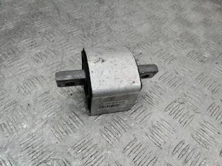 подушка крепления КПП Mercedes-Benz C-Класс W205/S205/C205 2017, A2052405100