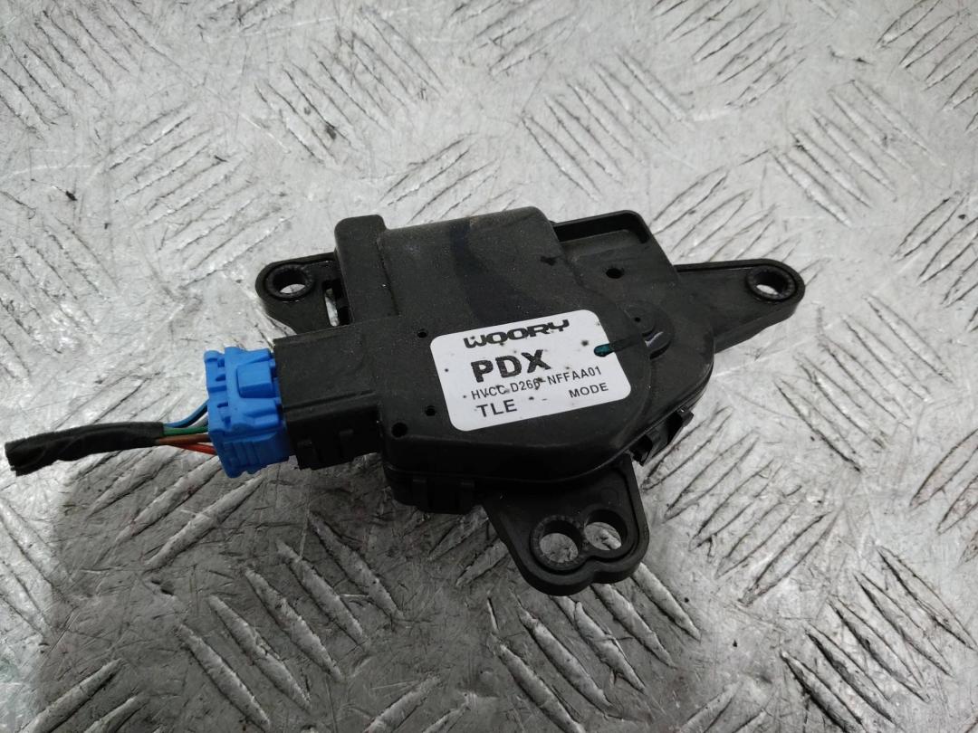 моторчик заслонки печки Hyundai Tucson 4 поколение 2020, D266NFFAA01 - фото №1