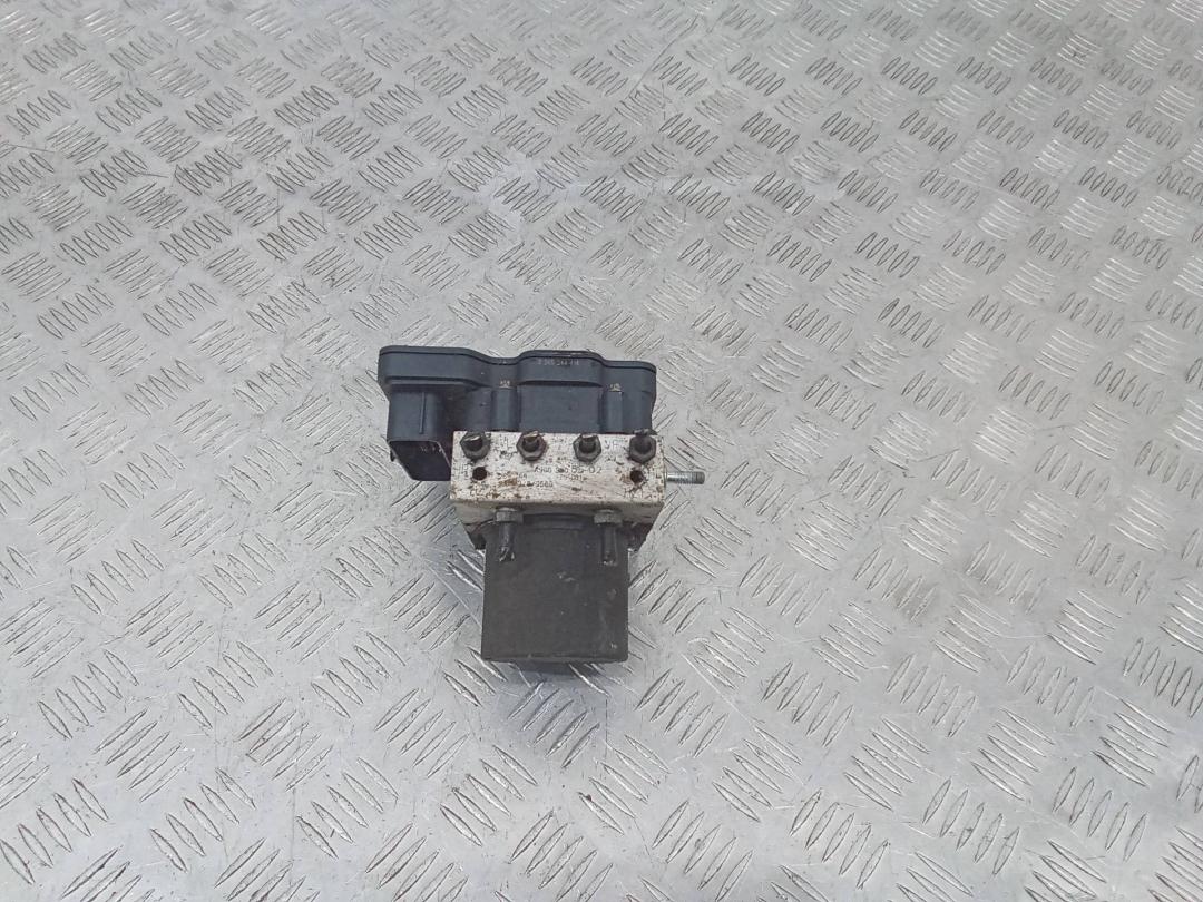 блок ABS Mercedes-Benz Sprinter 2 поколение (W906) 2010, A9069005502 - фото №1