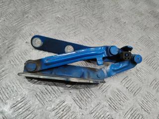 петля капота правая Volkswagen Transporter T5 2007, 7H0823302D