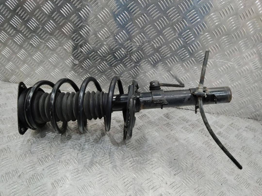 стойка передняя правая Nissan X-Trail T32 2016, 1.6 л., дизель, полный привод, 543024CB1E - фото №1