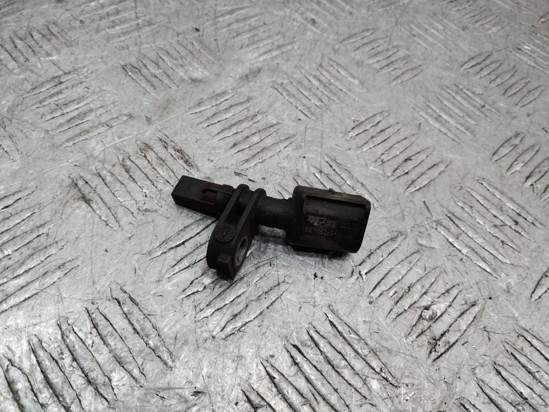 датчик ABS Volkswagen Polo 5 поколение 2013, дизель, 10071152743 - фото №1