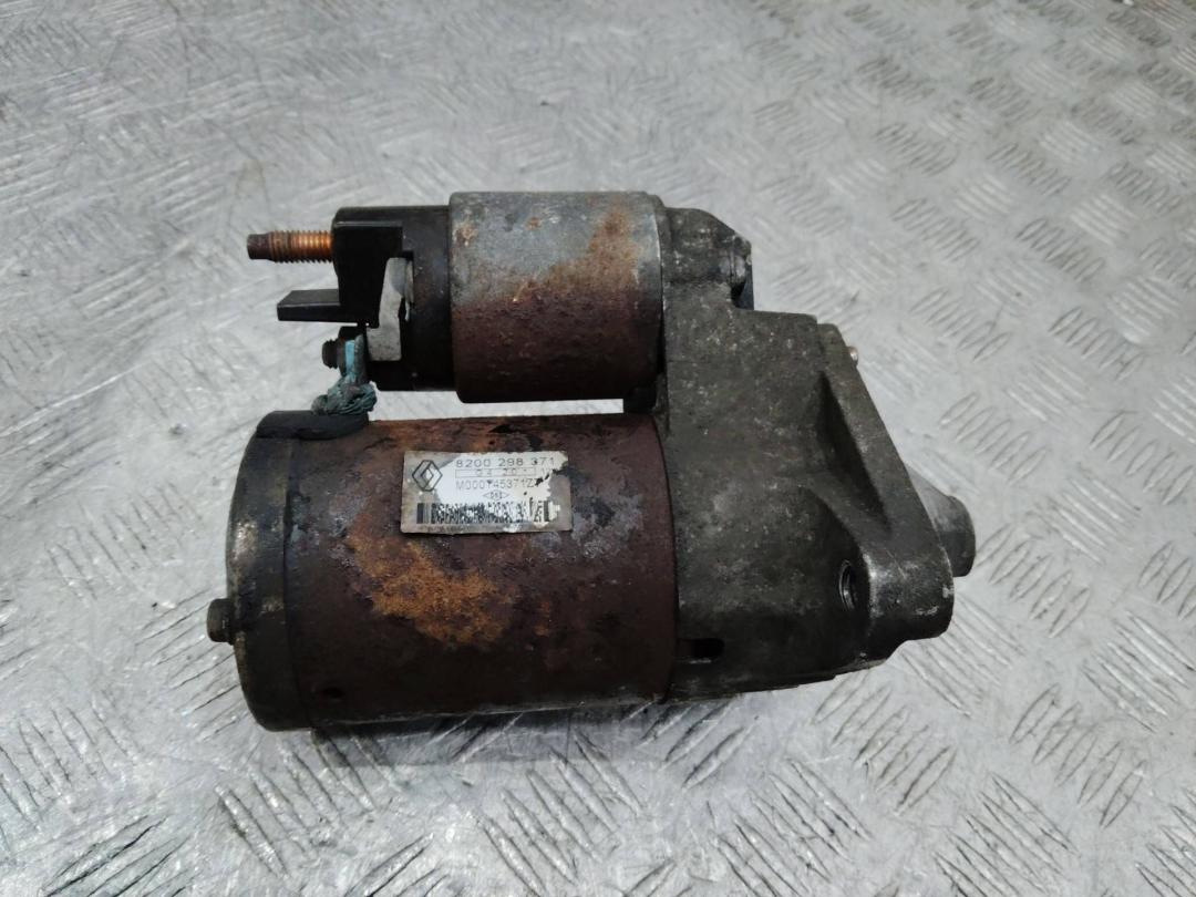 стартер Renault Clio 3 поколение 2006, 1.4 л., бензин, МКПП, 8200298371 - фото №1