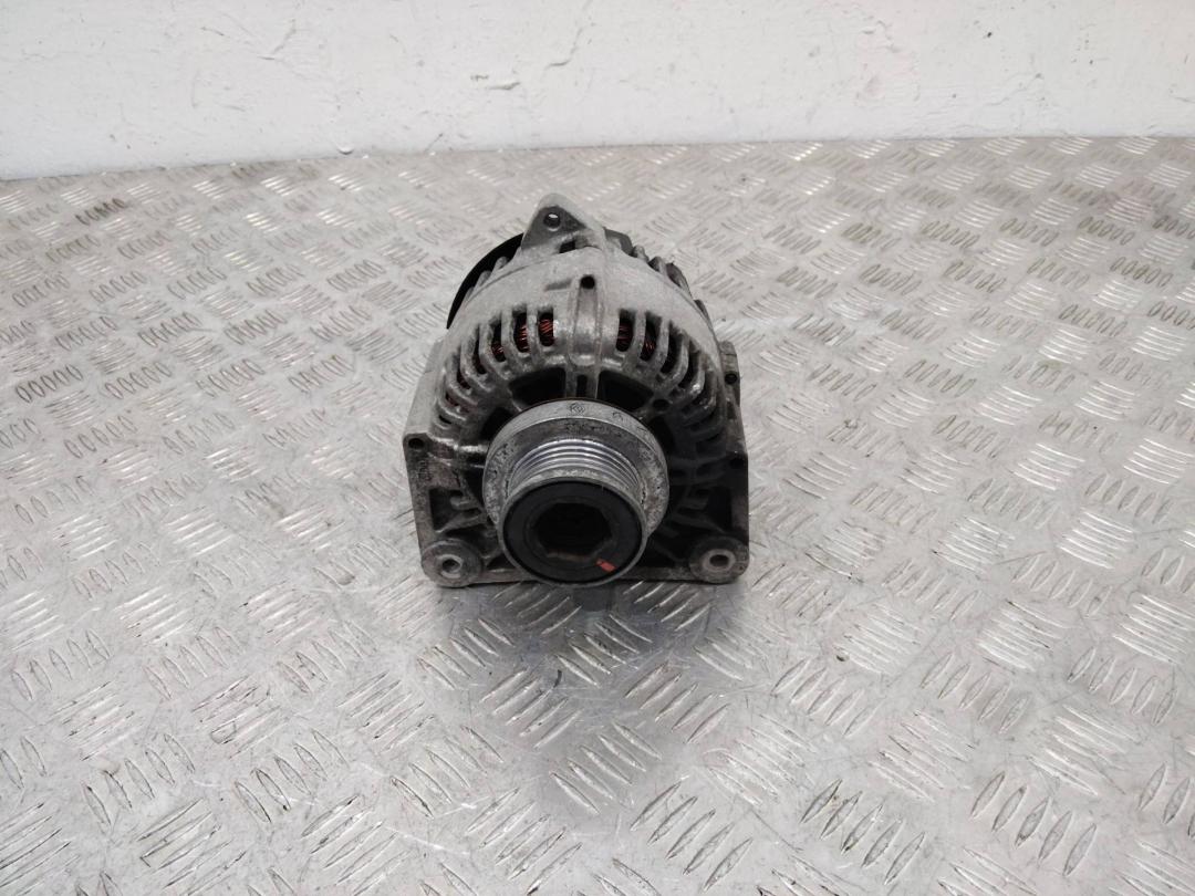 генератор Renault Megane 2 поколение 2004, 1.4 л., бензин, 8200100907 - фото №1