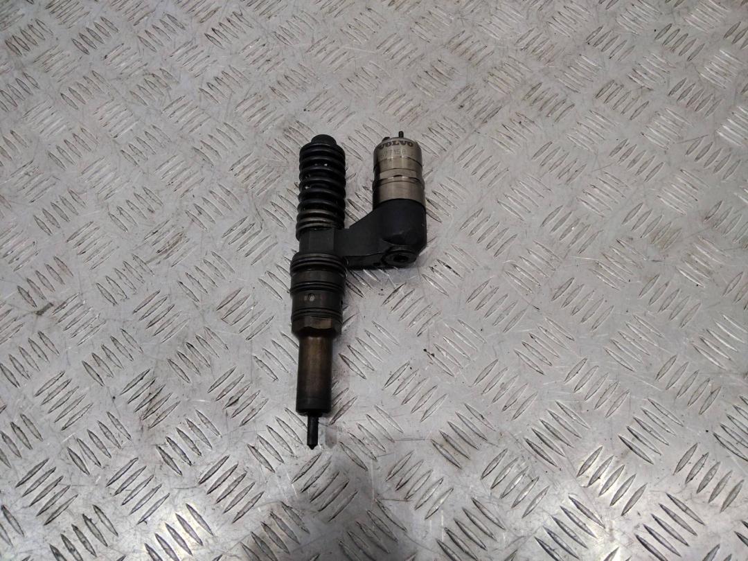 форсунка Volvo FH 1 поколение 1998, 12.1 л., дизель, МКПП, 1677158 - фото №1